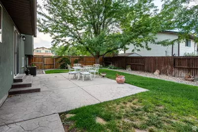 1352 W 8780 S, West Jordan, UT 84088 - Photo 31