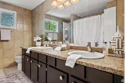 1352 W 8780 S, West Jordan, UT 84088 - Photo 13