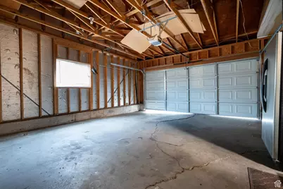 1352 W 8780 S, West Jordan, UT 84088 - Photo 29