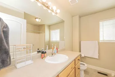 222 S 1170 E, Hyrum, UT 84319 - Photo 13