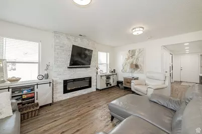 222 S 1170 E, Hyrum, UT 84319 - Photo 5