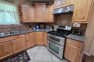 1384 W 7290 S, West Jordan, UT 84084 - Photo 3