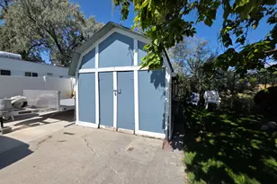 1384 W 7290 S, West Jordan, UT 84084 - Photo 11