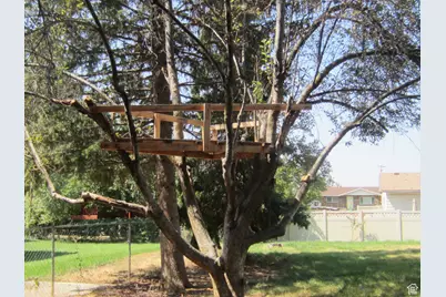 1122 E 1250 N, Layton, UT 84040 - Photo 37