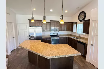 2178 N 220 W, Tooele, UT 84074 - Photo 3