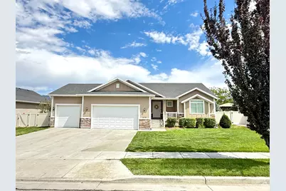 2178 N 220 W, Tooele, UT 84074 - Photo 1