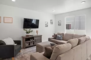 1039 E Reef Dr, Saratoga Springs, UT 84045 - Photo 5