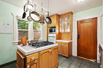 1011 E 800 S, Salt Lake City, UT 84102 - Photo 11