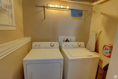 590 N Brook Ave, Tooele, UT 84074 - Photo 19