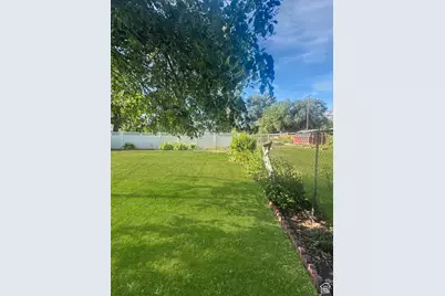 768 W 300 S, Provo, UT 84601 - Photo 15