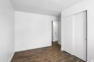 330 E 700 S, Salt Lake City, UT 84111 - Photo 11