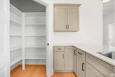 1631 W Century Ln #B, Mapleton, UT 84664 - Photo 11