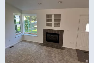 1789 W 5000 S, Roy, UT 84067 - Photo 5