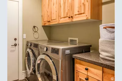 1459 E Meadow Bluff Ln, Draper, UT 84020 - Photo 23