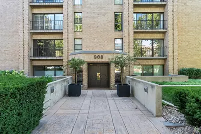 908 E South Temple St #3E, Salt Lake City, UT 84102 - Photo 1