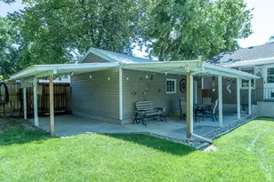 665 E 400 S, River Heights, UT 84321 - Photo 3