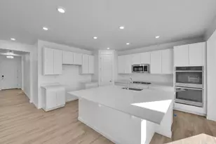 8645 N Halloran Ct, Lake Point, UT 84074 - Photo 3