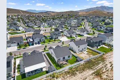 7747 N Seabiscuit Rd, Eagle Mountain, UT 84005 - Photo 35