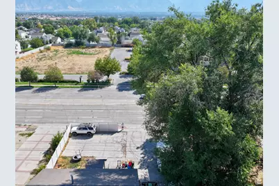 8510 S Redwood Rd, West Jordan, UT 84088 - Photo 3
