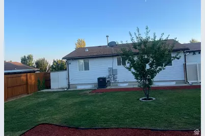 5382 W North Lilac Ave S, West Jordan, UT 84081 - Photo 11