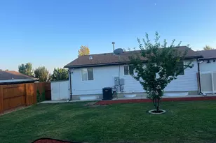 5382 W North Lilac Ave S, West Jordan, UT 84081 - Photo 11