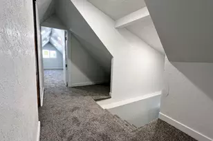 1448 E Estrellita Dr, Sandy, UT 84093 - Photo 21