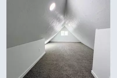 1448 E Estrellita Dr, Sandy, UT 84093 - Photo 23