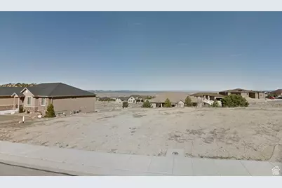 1931 N Mahogany Cir, Cedar City, UT 84721 - Photo 1