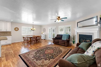 156 N 130 E, Orem, UT 84057 - Photo 7