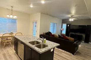 4243 W Park Lake Ct S, Riverton, UT 84096 - Photo 5