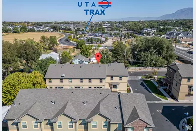 677 E Moray Hill Ct, Draper, UT 84020 - Photo 11
