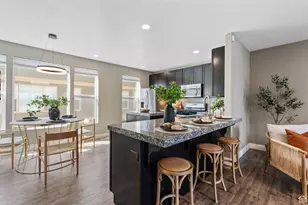 677 E Moray Hill Ct, Draper, UT 84020 - Photo 5