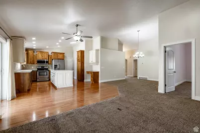 947 E Green Rd, Fruit Heights, UT 84037 - Photo 9