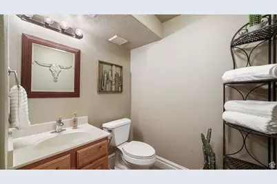 5635 W 11300 S, Payson, UT 84651 - Photo 35