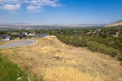 1785 S 1450 E #604, Bountiful, UT 84010 - Photo 5