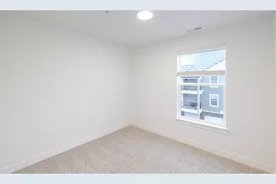 858 N Coulsen Dr #K304, Saratoga Springs, UT 84045 - Photo 9