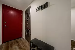 34 W Lester Ave, Murray, UT 84107 - Photo 9