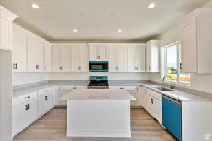 2265 E Morning Glory Way, Eagle Mountain, UT 84005 - Photo 7