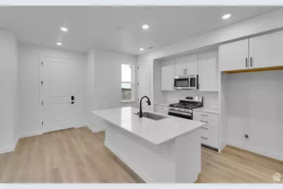 12692 S Glacier Trail Lane Ln #126, Herriman, UT 84096 - Photo 7