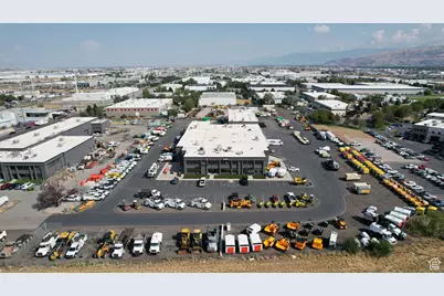 2055 S Pioneer Rd, Salt Lake City, UT 84104 - Photo 5