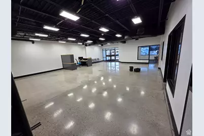 2055 S Pioneer Rd, Salt Lake City, UT 84104 - Photo 9