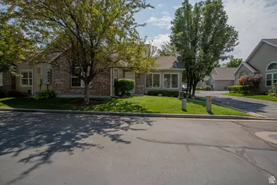 2097 W Jordan Villa Dr, West Jordan, UT 84088 - Photo 5