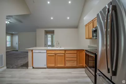 2097 W Jordan Villa Dr, West Jordan, UT 84088 - Photo 13