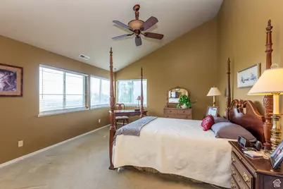 56 E 2050 N, Centerville, UT 84014 - Photo 21