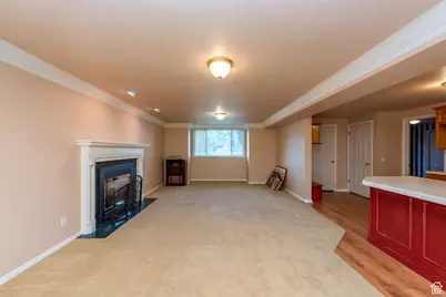 56 E 2050 N, Centerville, UT 84014 - Photo 27