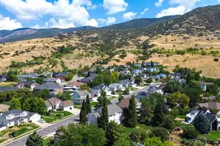 56 E 2050 N, Centerville, UT 84014 - Photo 41