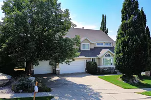 56 E 2050 N, Centerville, UT 84014 - Photo 3