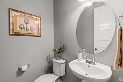 885 W Montauk Ln, Stansbury Park, UT 84074 - Photo 23