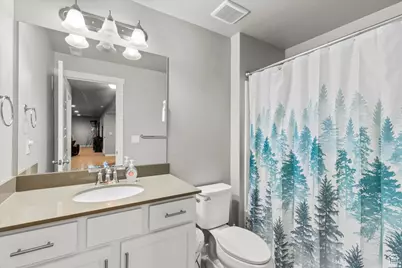 885 W Montauk Ln, Stansbury Park, UT 84074 - Photo 21