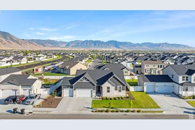 885 W Montauk Ln, Stansbury Park, UT 84074 - Photo 29